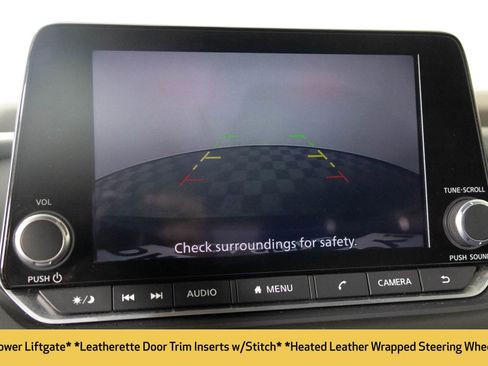 Used 2023 Nissan Rogue SV w/ SV Premium B Package image 7