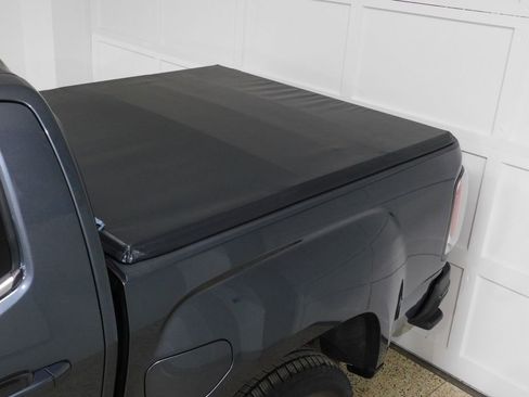 Used 2016 GMC Canyon SLE w/ All Terrain Package AWD/4WD image 22
