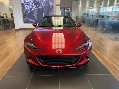 New 2025 MAZDA MX-5 Miata Grand Touring w/ Appearance Package image 26