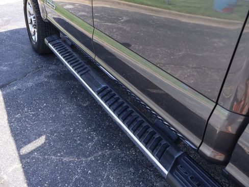 Used 2019 Ford F250 Lariat w/ Lariat Ultimate Package AWD/4WD image 12