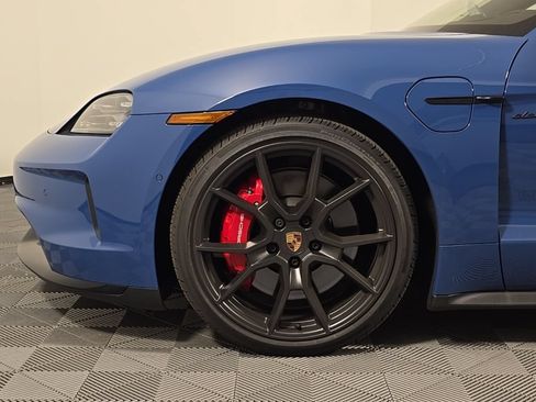 Used 2025 Porsche Taycan GTS AWD/4WD image 11