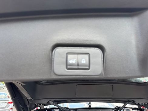 Certified 2023 Nissan Rogue SV w/ SV Premium B Package AWD/4WD image 21