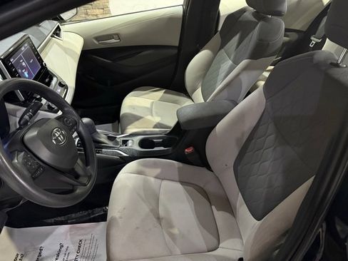 Used 2021 Toyota Corolla LE image 10