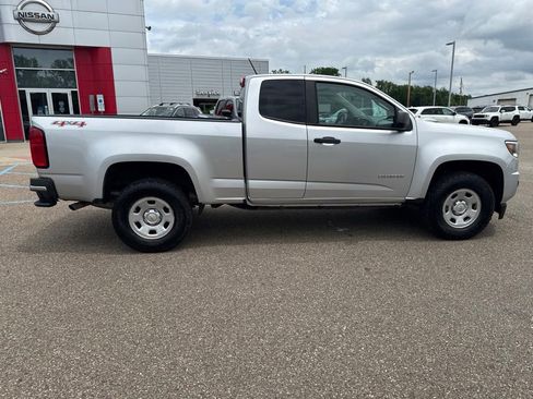 Used 2018 Chevrolet Colorado W/T w/ WT Convenience Package AWD/4WD image 8