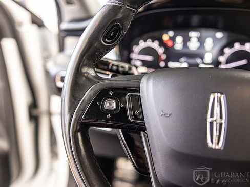Used 2020 Lincoln Corsair AWD w/ Premium Package image 23