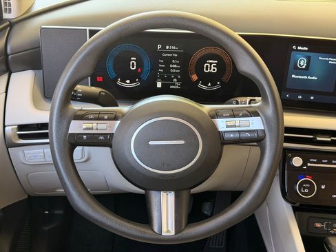 Used 2025 Hyundai Tucson SEL image 4