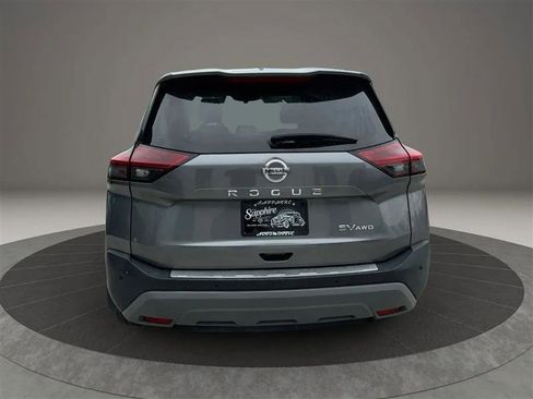 Used 2021 Nissan Rogue SV AWD/4WD image 4