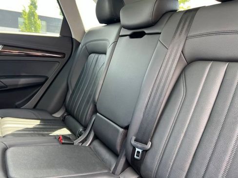 Used 2018 Audi Q5 2.0T Premium Plus w/ Premium Plus Package AWD/4WD image 36