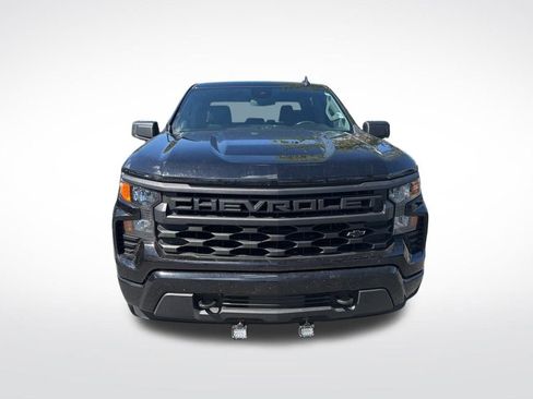 Used 2024 Chevrolet Silverado 1500 Custom w/ Turbomax Blackout Package image 3