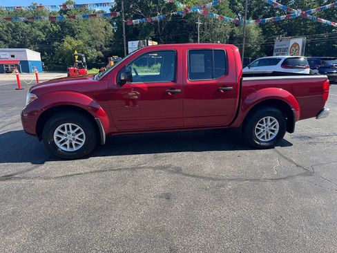 Used 2019 Nissan Frontier SV AWD/4WD image 5