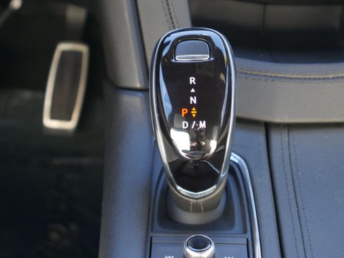 Certified 2022 Cadillac XT5 Sportv w/ Technology Package image 20