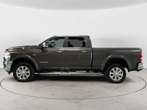 Used 2021 RAM 2500 Laramie AWD/4WD image 2