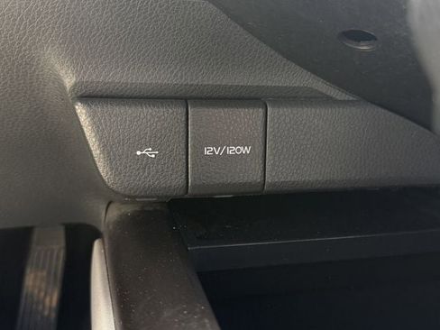 Used 2021 Toyota Camry LE FWD image 20