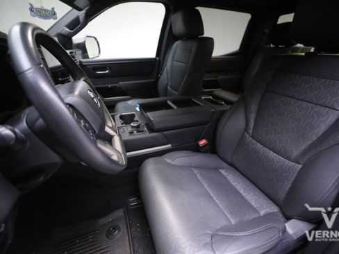Used 2025 Toyota Tundra Limited w/ Power Package image 6