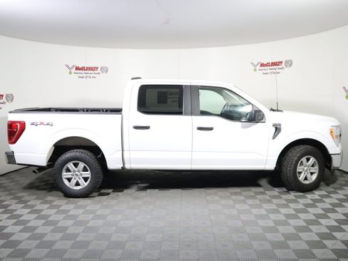 Used 2022 Ford F150 XLT w/ Trailer Tow Package image 4