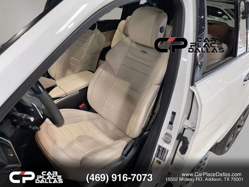 Used 2016 Mercedes-Benz GL 63 AMG 4MATIC w/ Accessory Chrome Package image 23