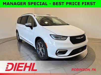 New 2026 Chrysler Pacifica Pinnacle