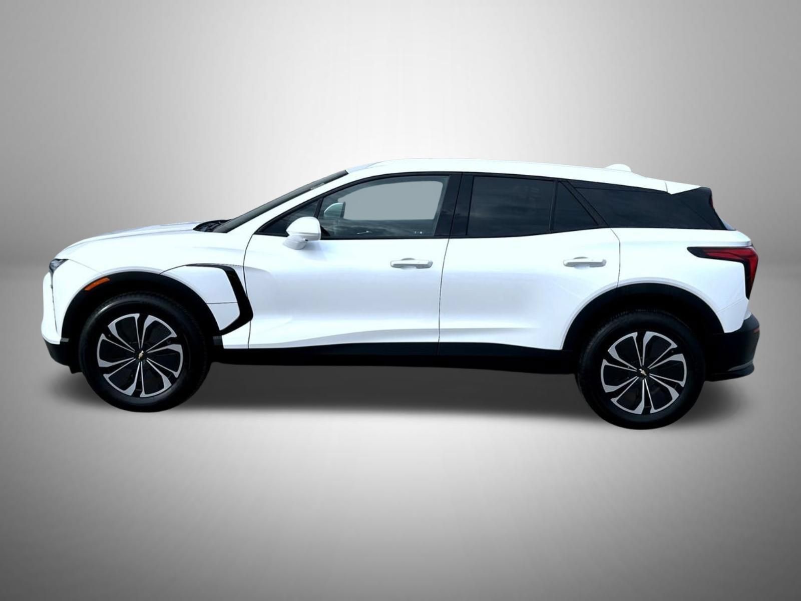 Used 2024 Chevrolet Blazer EV LT AWD/4WD image 9