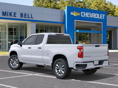 New 2026 Chevrolet Silverado 1500 Custom image 3