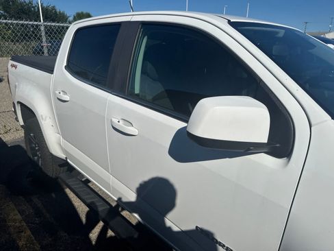 Used 2020 Chevrolet Colorado LT AWD/4WD image 26