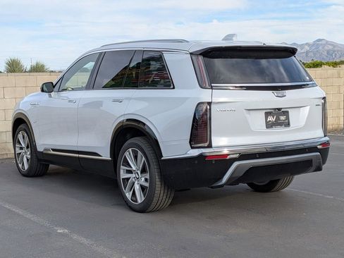 New 2026 Cadillac Vistiq Luxury image 40