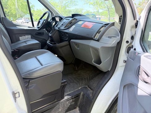 Used 2019 Ford Transit 350 156 DRW image 10