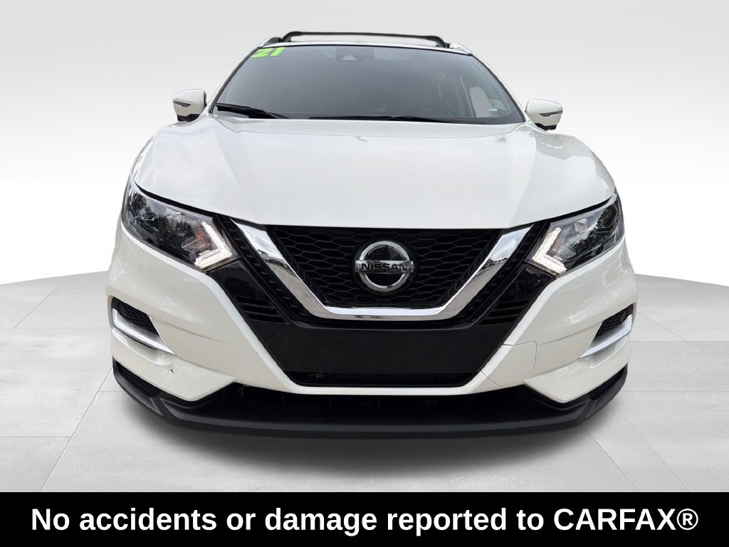 Used 2021 Nissan Rogue Sport SL FWD image 2