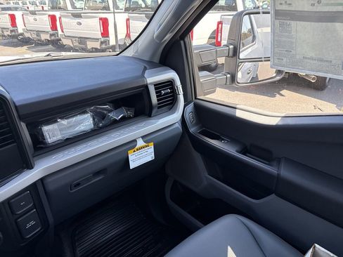New 2026 Ford F350 XL w/ XL Chrome Package AWD/4WD image 17