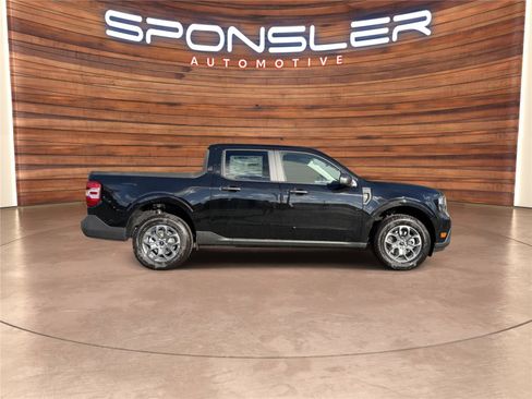 New 2025 Ford Maverick XLT image 6