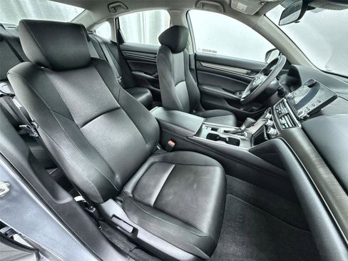 Used 2019 Honda Accord LX image 26