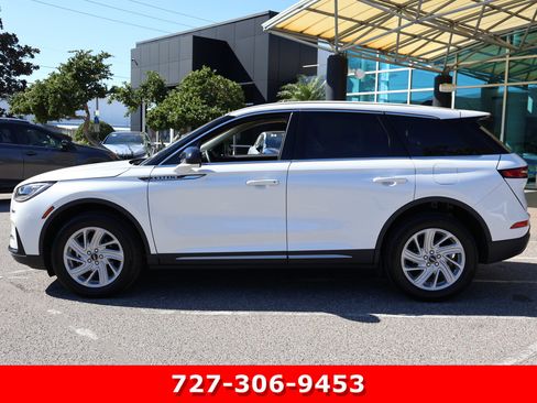 Used 2024 Lincoln Corsair FWD image 5