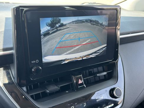 Used 2023 Toyota Corolla LE FWD image 28