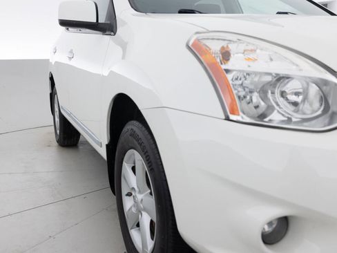 Used 2013 Nissan Rogue S w/ Special Edition Pkg AWD/4WD image 11