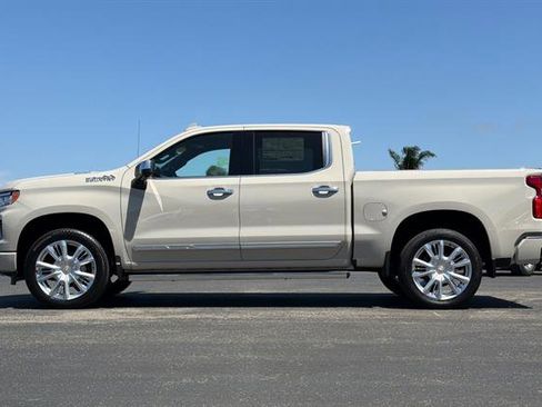 New 2026 Chevrolet Silverado 1500 High Country AWD/4WD image 7