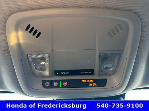 Used 2023 Chevrolet Malibu LT image 25