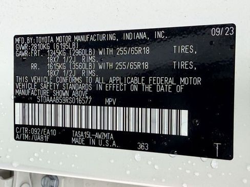 Used 2024 Toyota Grand Highlander AWD image 24