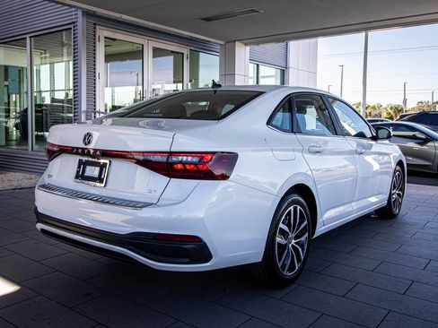 New 2026 Volkswagen Jetta SE image 19