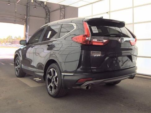 Used 2019 Honda CR-V Touring image 4