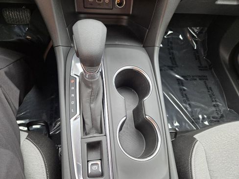 Used 2024 Chevrolet Equinox LS image 36