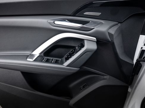 New 2025 Audi Q5 Premium Plus image 13