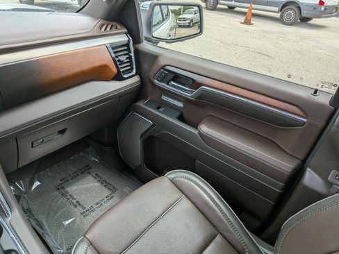 Used 2024 GMC Sierra 1500 Denali w/ Denali Reserve Package RWD image 18