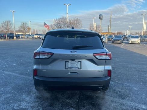 Used 2021 Ford Escape SE w/ SE Sport Appearance Package image 7