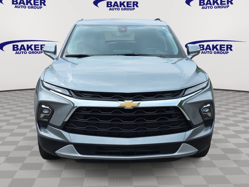 Used 2024 Chevrolet Blazer LT w/ LPO, Floor Liner Package FWD image 2