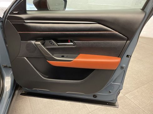 Used 2023 MAZDA CX-50 2.5 Turbo w/ Weather Package image 31