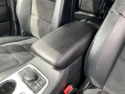 Used 2022 Jeep Grand Cherokee Laredo X AWD/4WD image 22