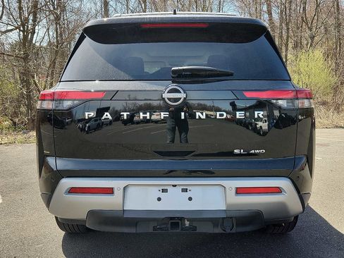 Used 2022 Nissan Pathfinder SL w/ SL Premium Package image 5