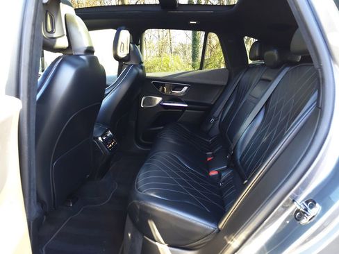 Used 2023 Mercedes-Benz EQE 500 4MATIC SUV image 15