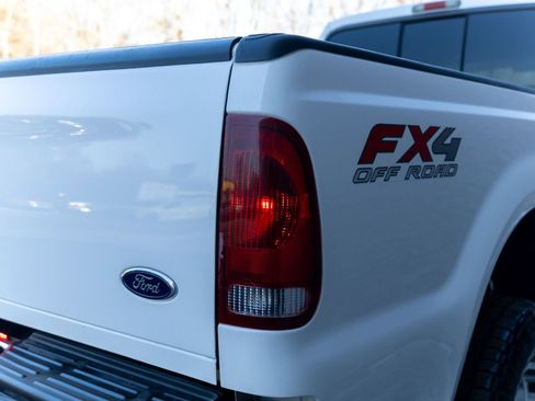 Used 2003 Ford F350 XL image 22