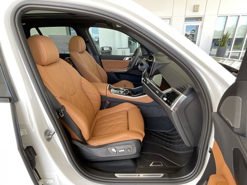 New 2026 BMW X5 xDrive40i w/ M Sport Package image 22