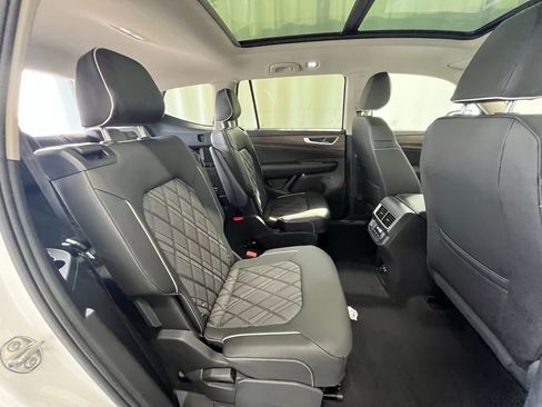 New 2026 Volkswagen Atlas SEL Premium R-Line image 25